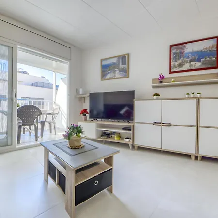 Palmeras By Interhome * Roses